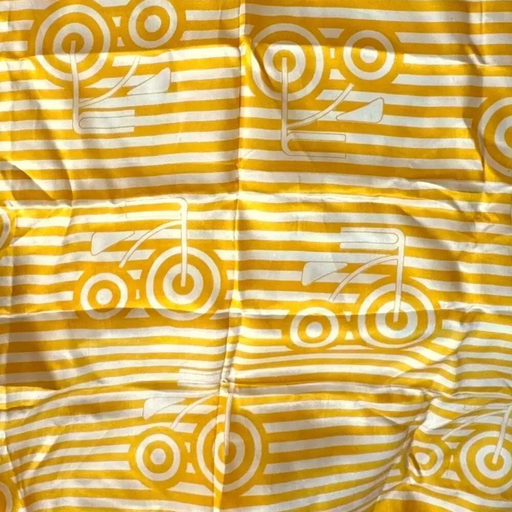 22” Square Bicycle Yellow & White Ray Strauss Unltd. Scarf 25% Silk & Japan VNTG